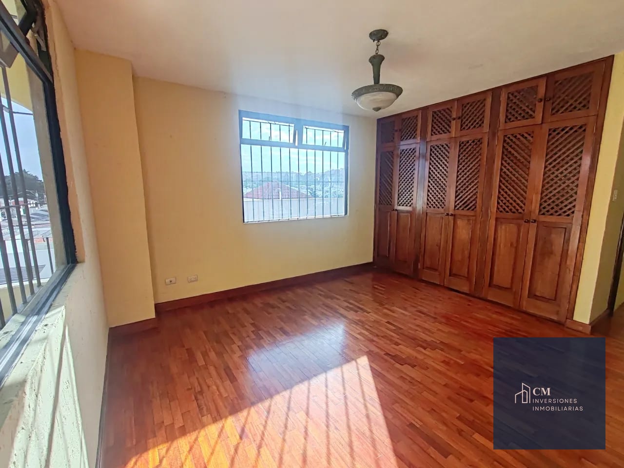 Dormitorio 2 — Casa en renta en Buganvilias de Arrazola, 16.5 Carretera al Salvador — Casa en Venta en Bouganbilias de Arrazola, Carretera a El Salvador, Guatemala, Ciudad — foto 12 de 17
