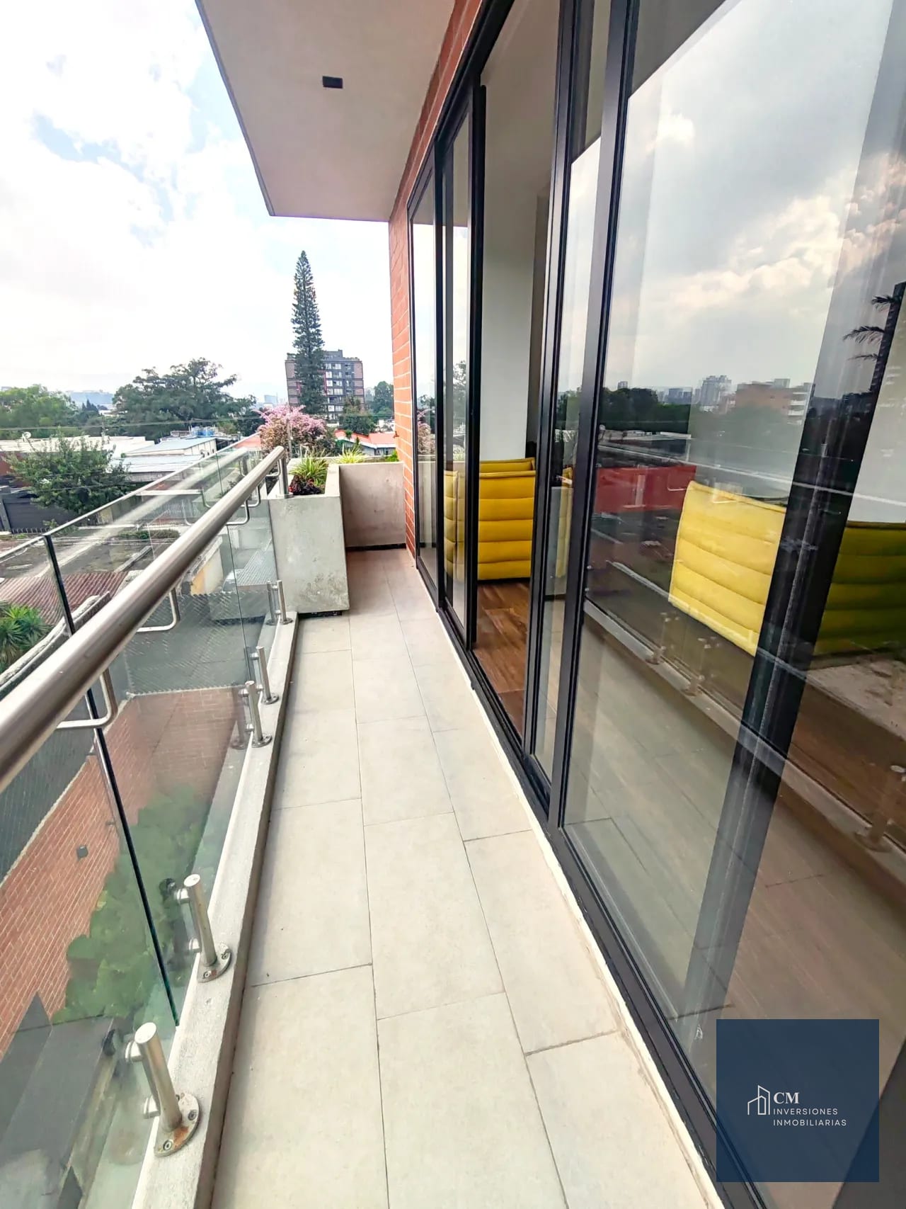 ¡Amplitud, Comodidad y Estilo! Vive en zona 15 VH II. — Apartamento en Alquiler en Vista Hermosa II, Zona 15, Guatemala, Ciudad — foto 3 de 17