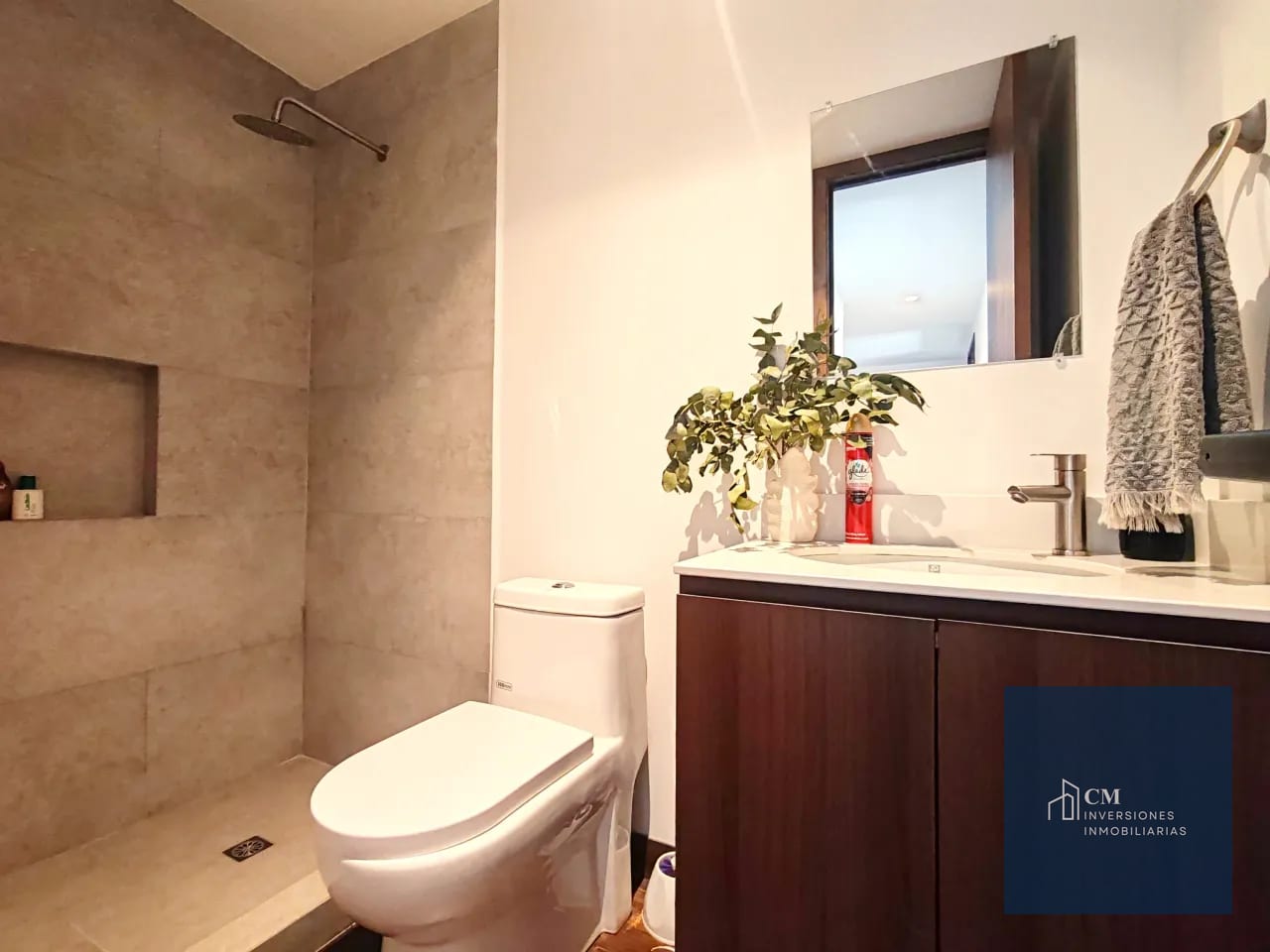 ¡Amplitud, Comodidad y Estilo! Vive en zona 15 VH II. — Apartamento en Alquiler en Vista Hermosa II, Zona 15, Guatemala, Ciudad — foto 11 de 17