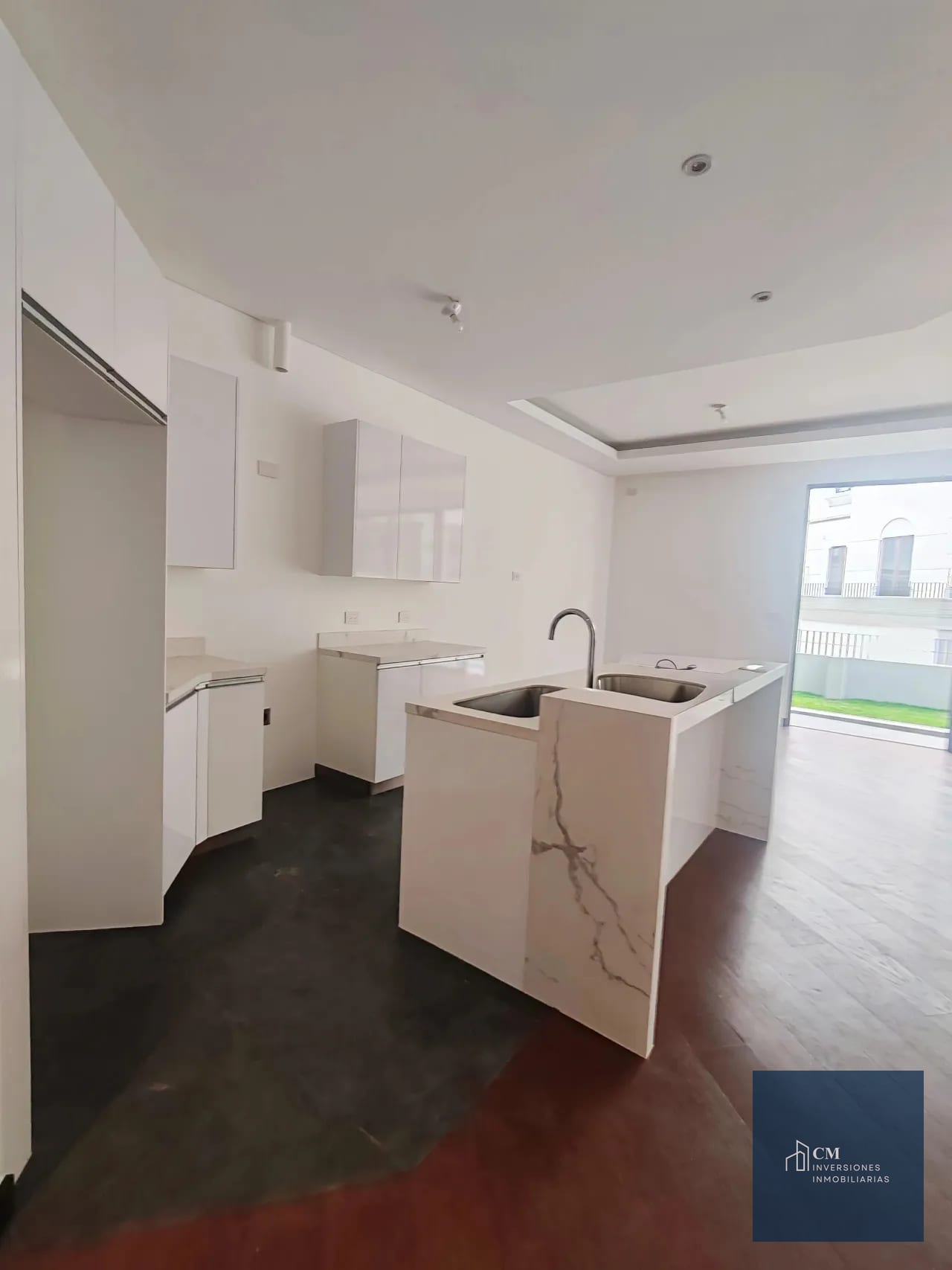 Cocina — ¡Apartamento Nuevo con Jardín en Nogales de Cayalá! — Apartamento en Alquiler en Nogales de Cayalá, Zona 16, Guatemala, Ciudad — foto 5 de 17