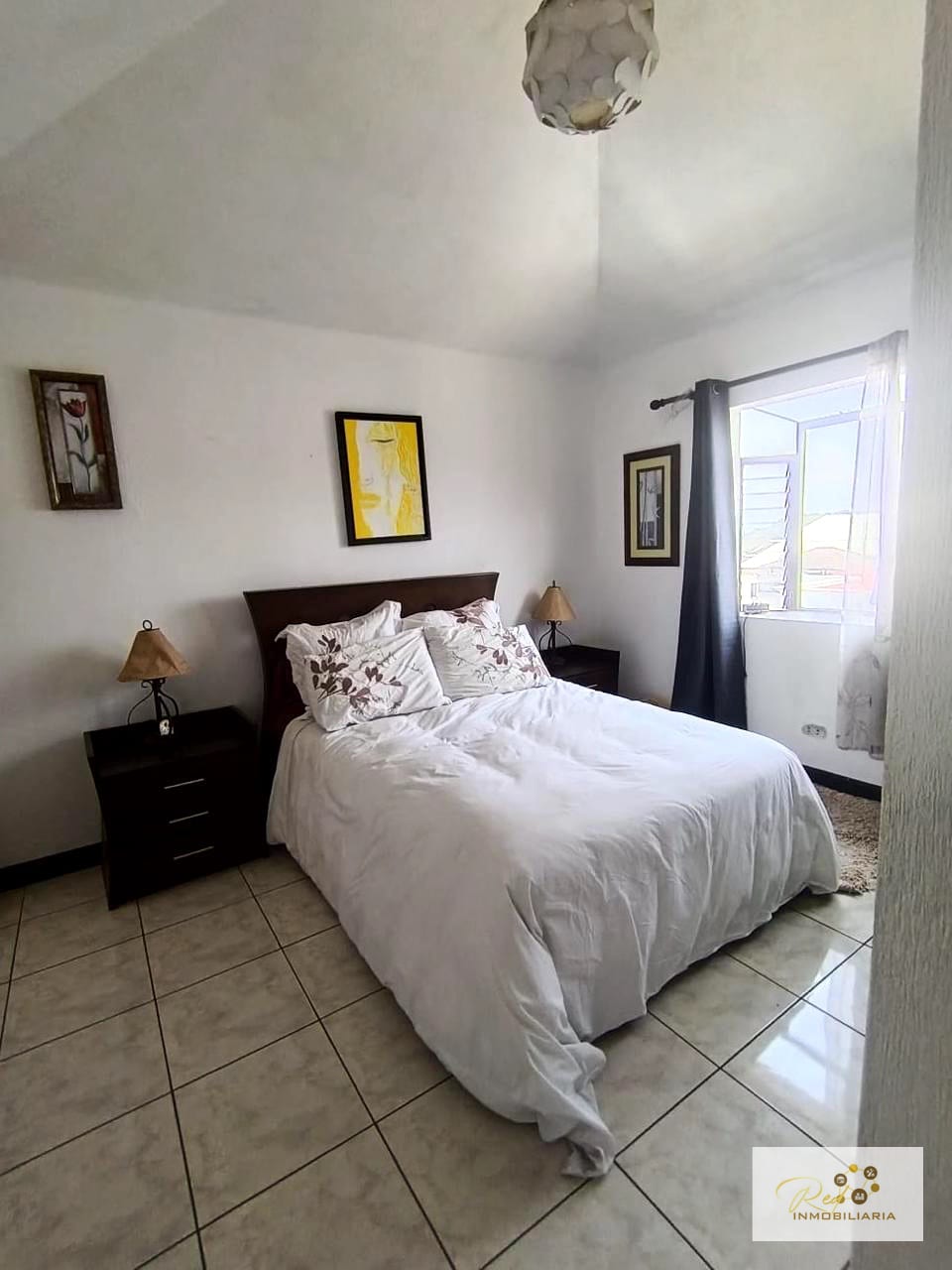 VENTA DE PROPIEDAD EXCLUSIVA EN SAN CRISTOBAL, ZONA 8 DE MIXCO — Casa en Venta en Zona 8 Mixco, Guatemala, Ciudad — foto 4 de 12