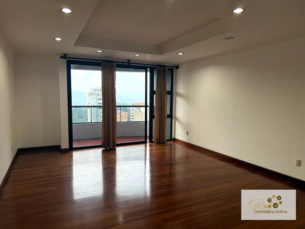 ALQUILER APARTAMENTO Y AMPLIO EDIFICIO BELLAGIO Zona 14 — Apartamento en Alquiler en Bellagio, Zona 14, Guatemala, Ciudad — foto 3 de 16