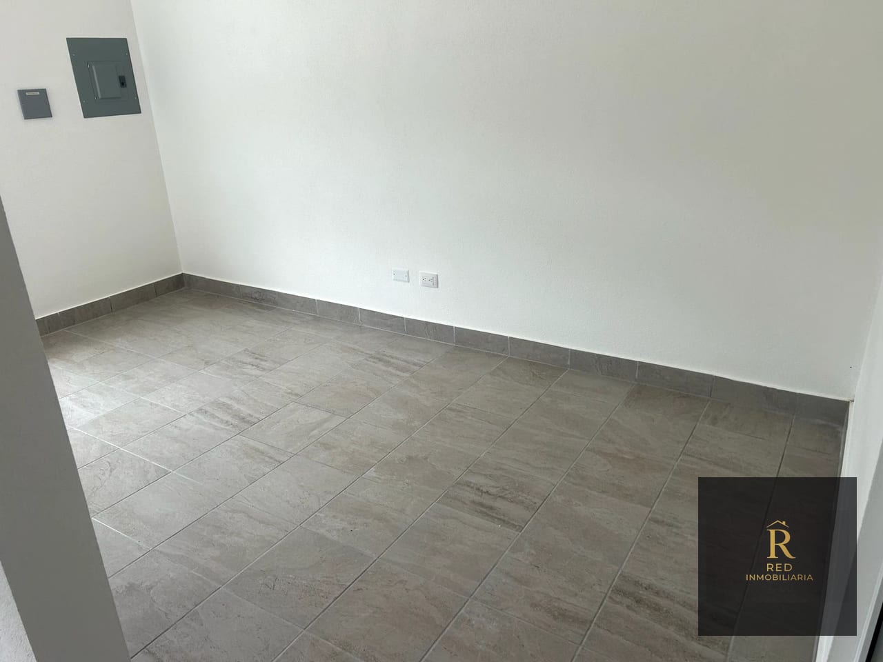 🏢 BODEGAS EN ALQUILER | Tunas 8 — El Naranjo — Bodega / Ofibodega en Alquiler en Zona 4, Guatemala, Ciudad — foto 12 de 14