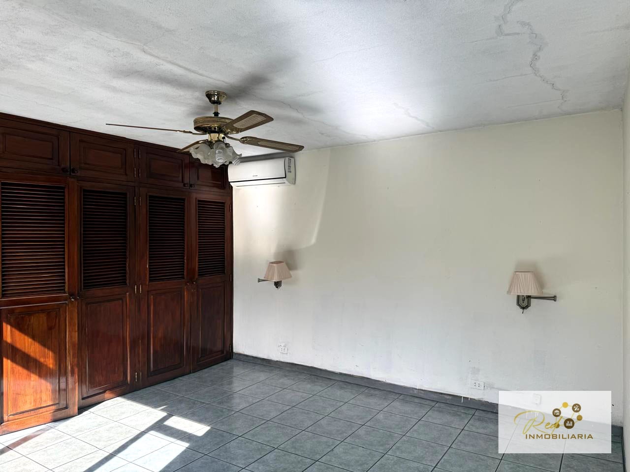 🏡 CASA EN RENTA ZONA PRADERA ZONA 10 🏡 — Casa en Alquiler en Zona 10, Guatemala, Ciudad — foto 4 de 17