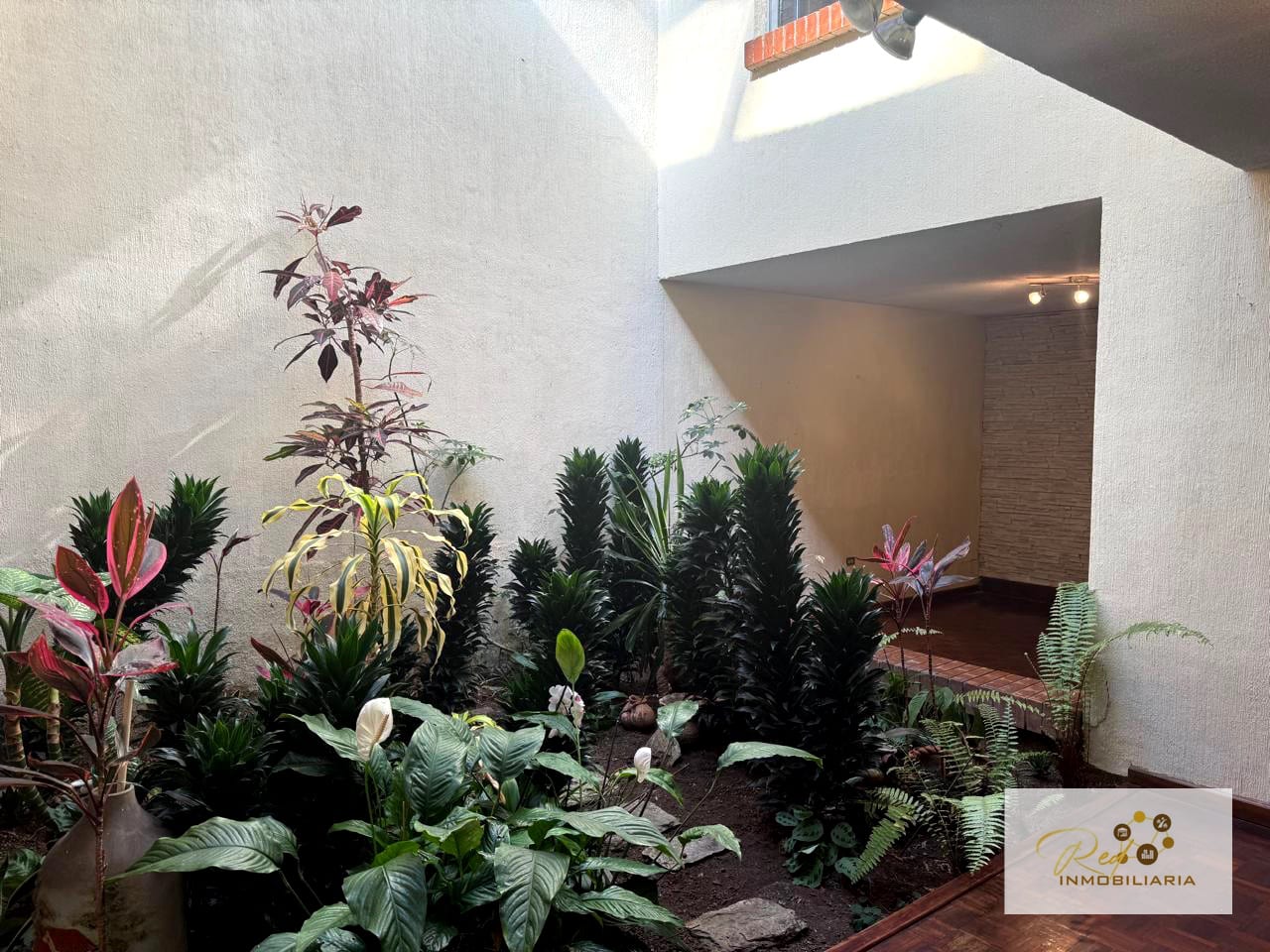 🏡 CASA EN RENTA ZONA PRADERA ZONA 10 🏡 — Casa en Alquiler en Zona 10, Guatemala, Ciudad — foto 1 de 17