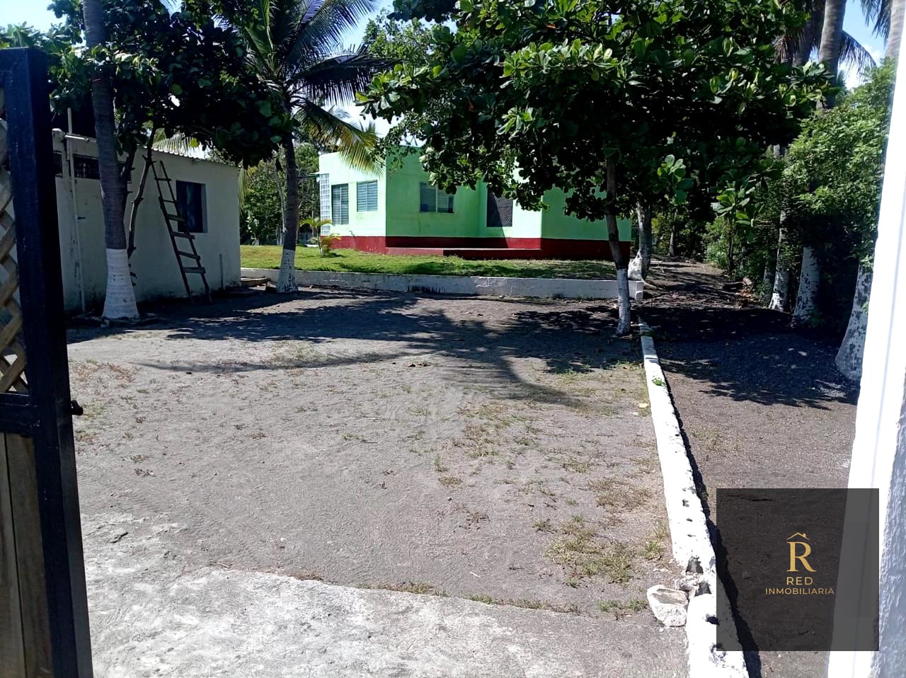 🏖️ Terreno con dos bungalows en venta — Aldea El Pumpo, Km 144 a 3 Km de Monterrico — Terreno en Venta en Monterrico, Santa Rosa — foto 7 de 14