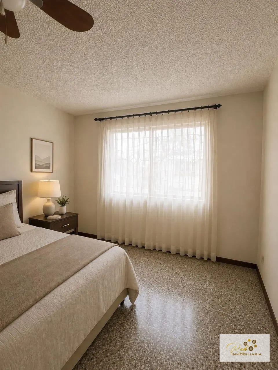 🏡 Casa en venta — Residenciales Mariscal, Zona 11 — Casa en Venta en Zona 11, Guatemala, Ciudad — foto 4 de 13