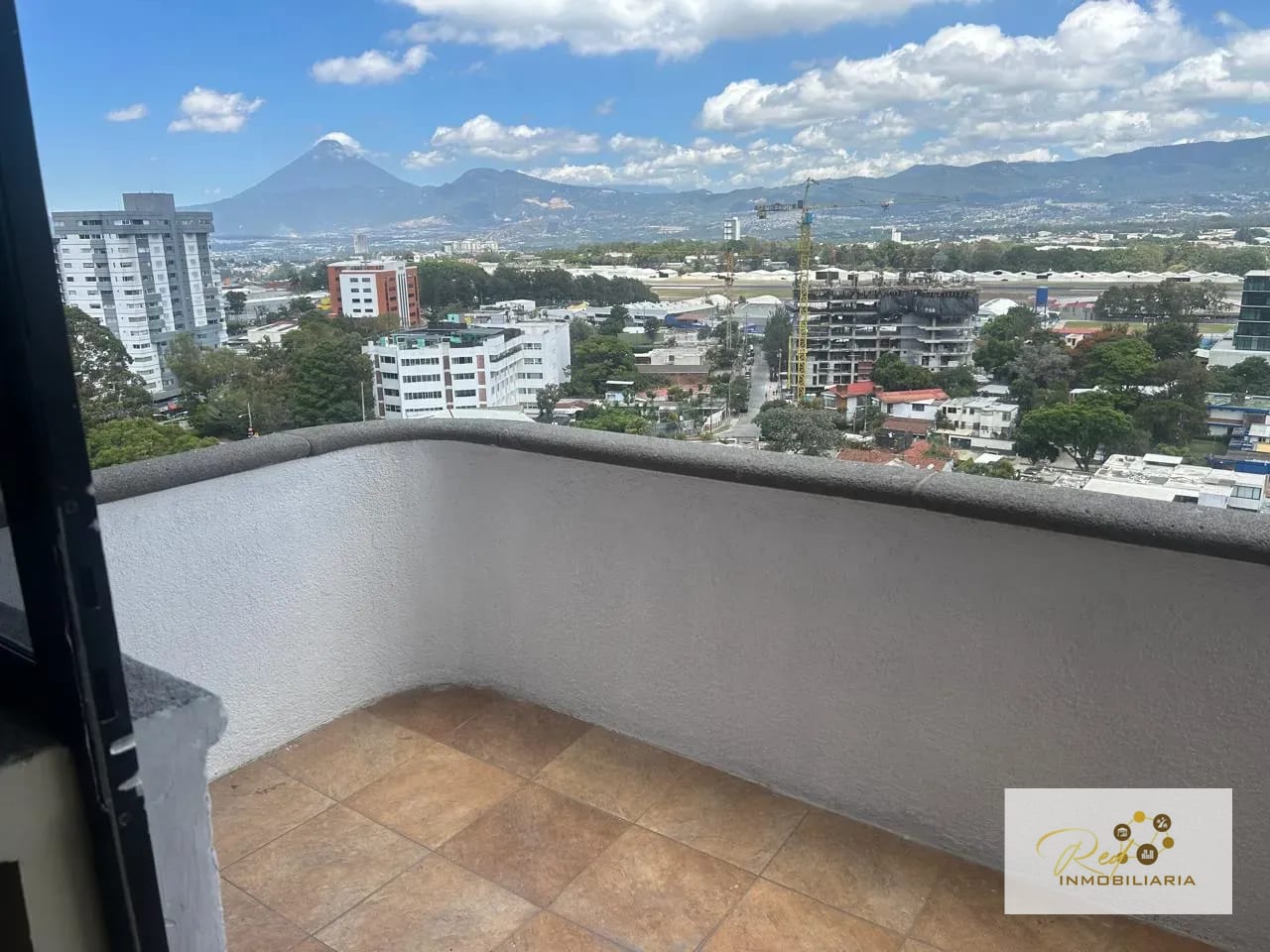🏡 Renta Apartamento Bellini, Zona 14 — Apartamento en Alquiler en Zona 14, Guatemala, Ciudad — foto 1 de 17