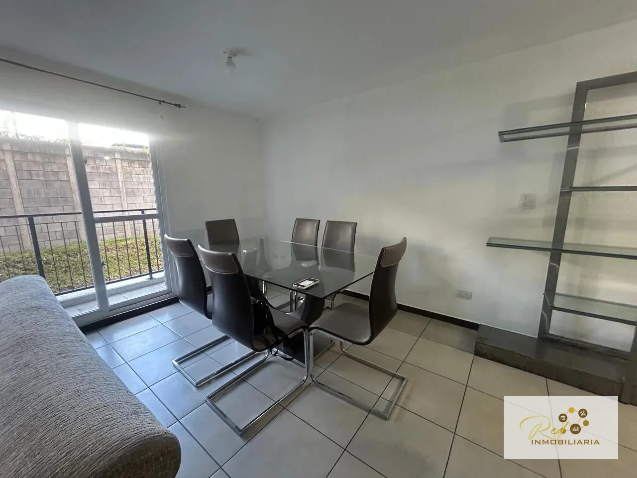 🏡 Renta en Parque 11 — Apartamento en Alquiler en Zona 11, Guatemala, Ciudad — foto 2 de 14