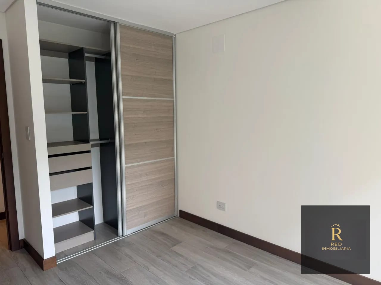 🏢 Apartamento en Venta – Reserva Diez, Zona 10 — Apartamento en Venta en Zona 10, Guatemala, Ciudad — foto 9 de 17