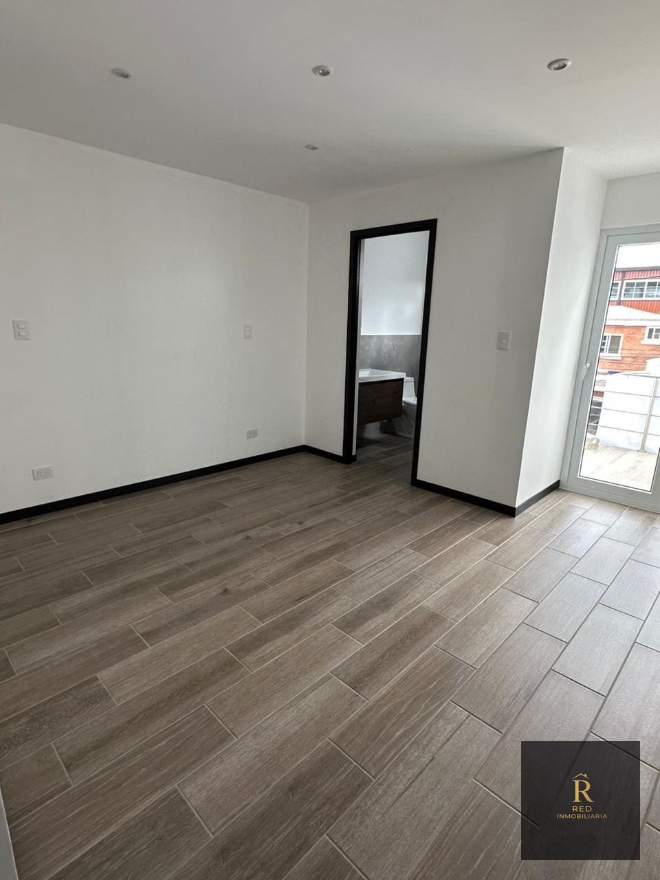 🏡✨ Casa en Venta – Hacienda Real, Zona 16 ✨🏡 — Casa en Venta en Hacienda Real, Zona 16, Guatemala, Ciudad — foto 4 de 14