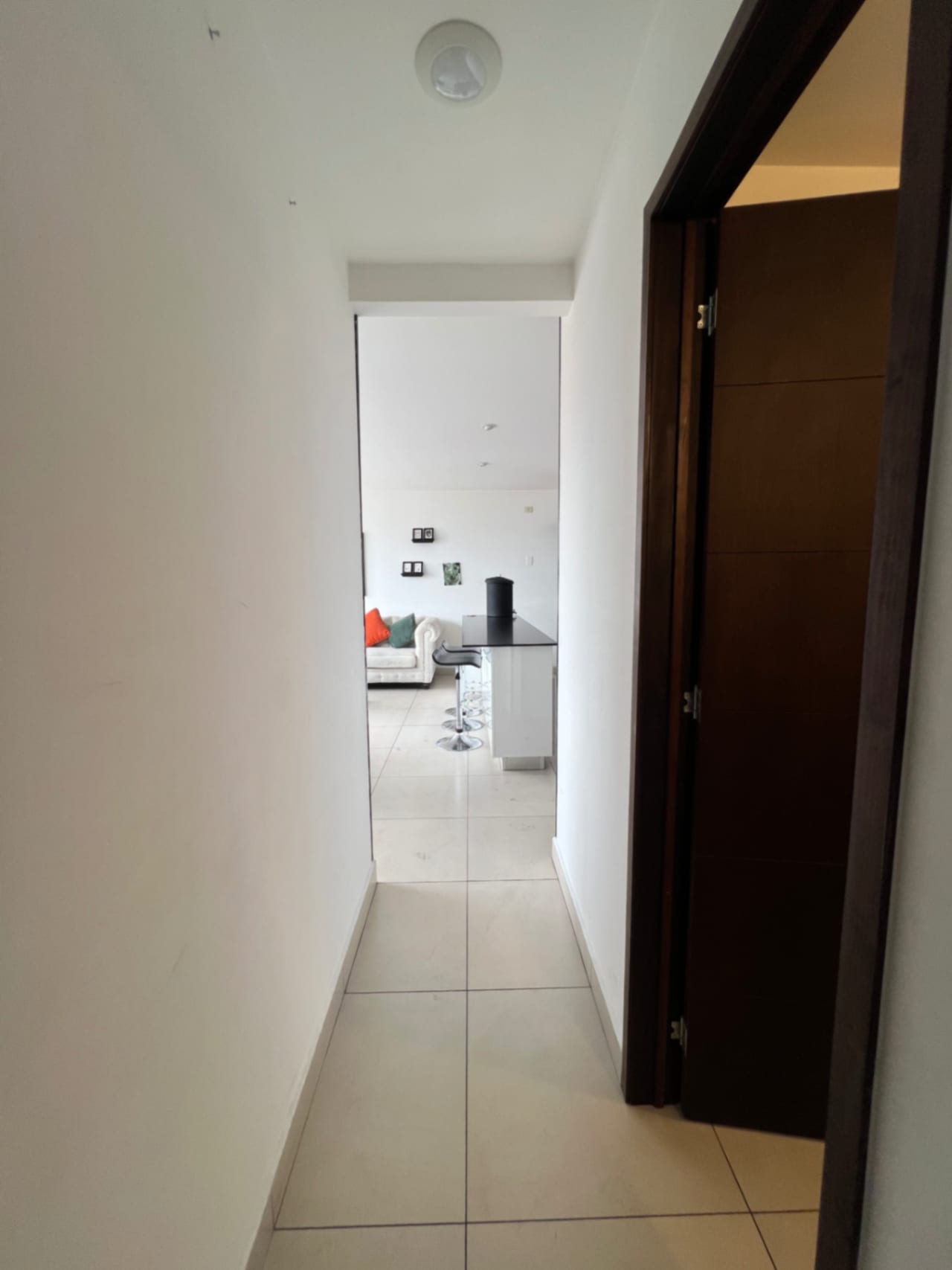 BE14 / Apartamento en Renta / Sin Muebles de 3 Habitaciones — Apartamento en Alquiler en Be14, Zona 14, Guatemala, Ciudad — foto 8 de 11
