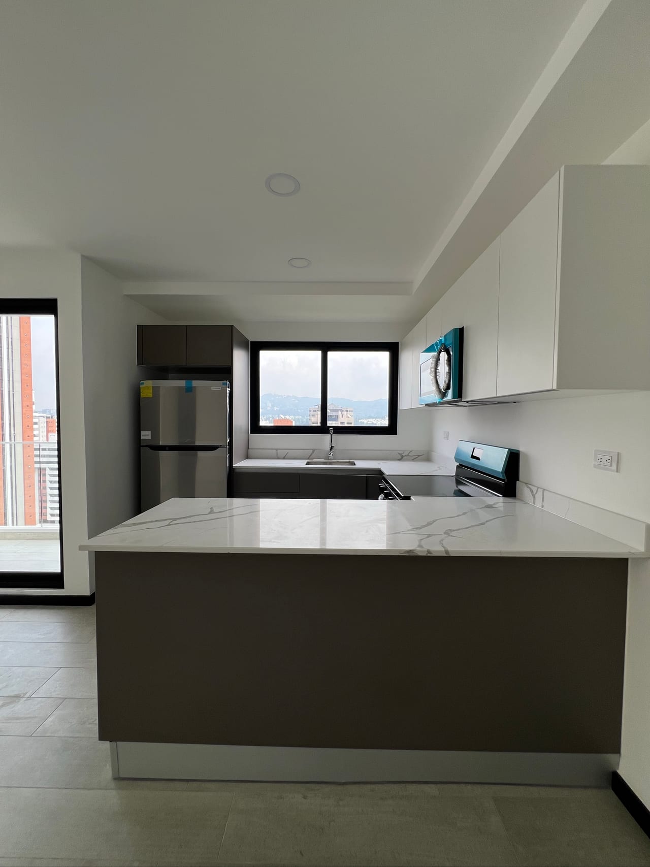 Verdú / Apartamento en Renta de 3H y Línea Blanca — Apartamento en Alquiler en Verdú, Zona 13, Guatemala, Ciudad — foto 10 de 17
