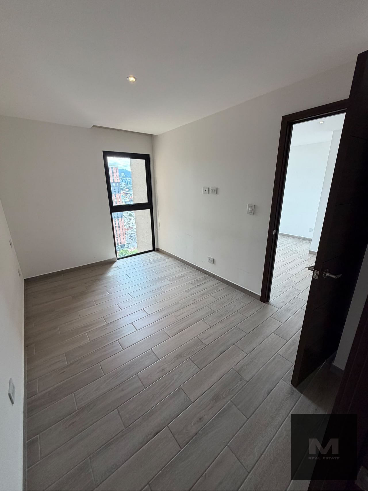 🏙️ Apartamento en Renta Zona 10 (+1) — Apartamento en Alquiler en Parque 10, Zona 10, Guatemala, Ciudad — foto 9 de 11