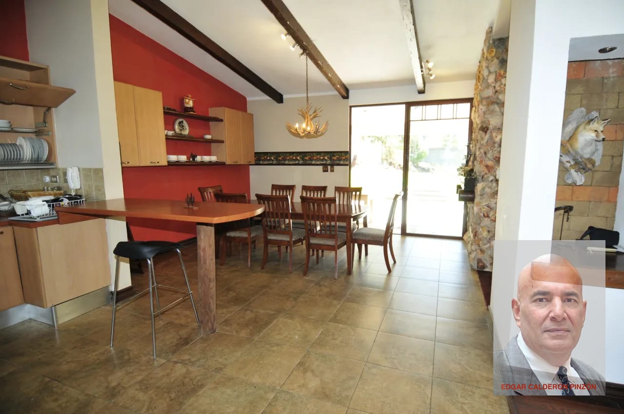 Residencia de un Nivel con 1,440 m² de Terreno – A 16 km de Antigua — Casa en Alquiler en Santiago Sacatepéquez, Sacatepéquez — foto 10 de 17