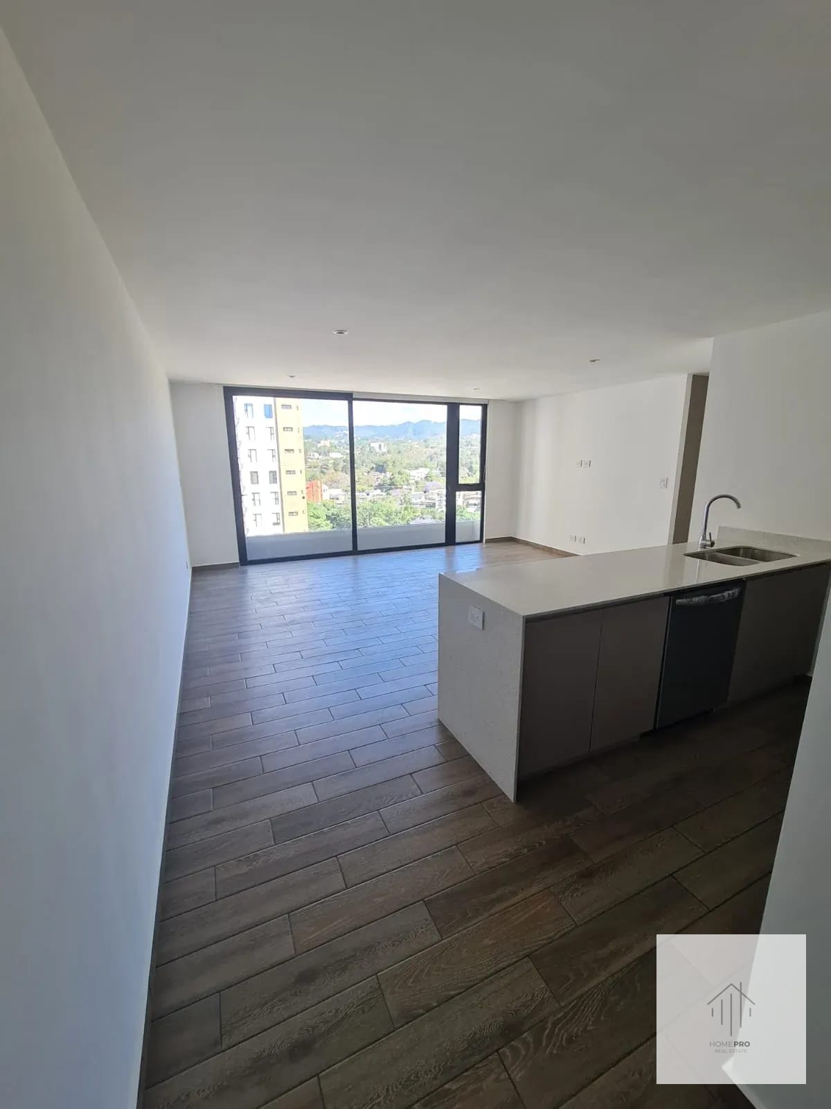 Apartamento en Renta en Zona 15 — Apartamento en Alquiler en Parque 15, Zona 15, Guatemala, Ciudad — foto 2 de 10
