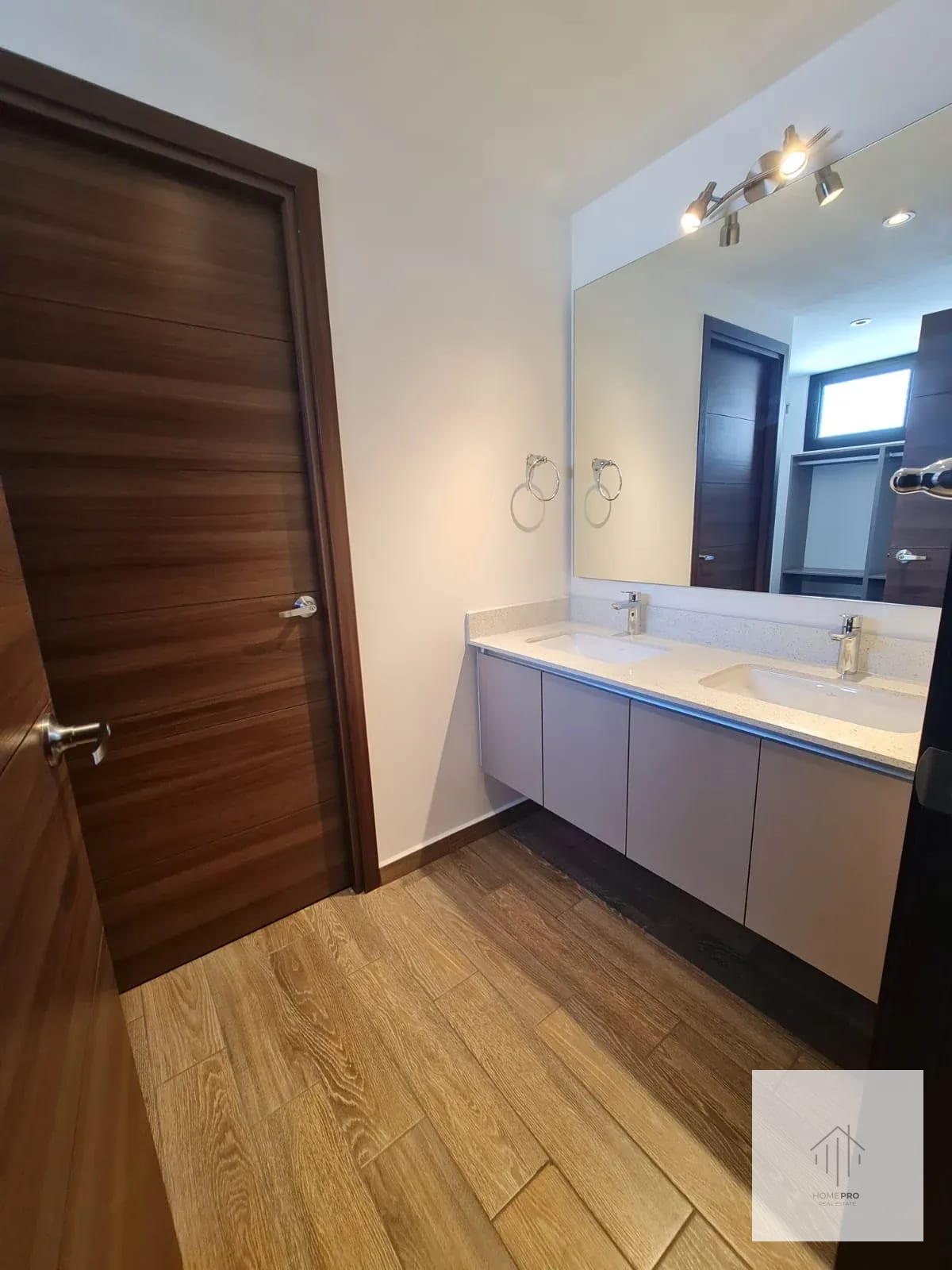 Apartamento en Renta en Zona 15 — Apartamento en Alquiler en Parque 15, Zona 15, Guatemala, Ciudad — foto 5 de 10