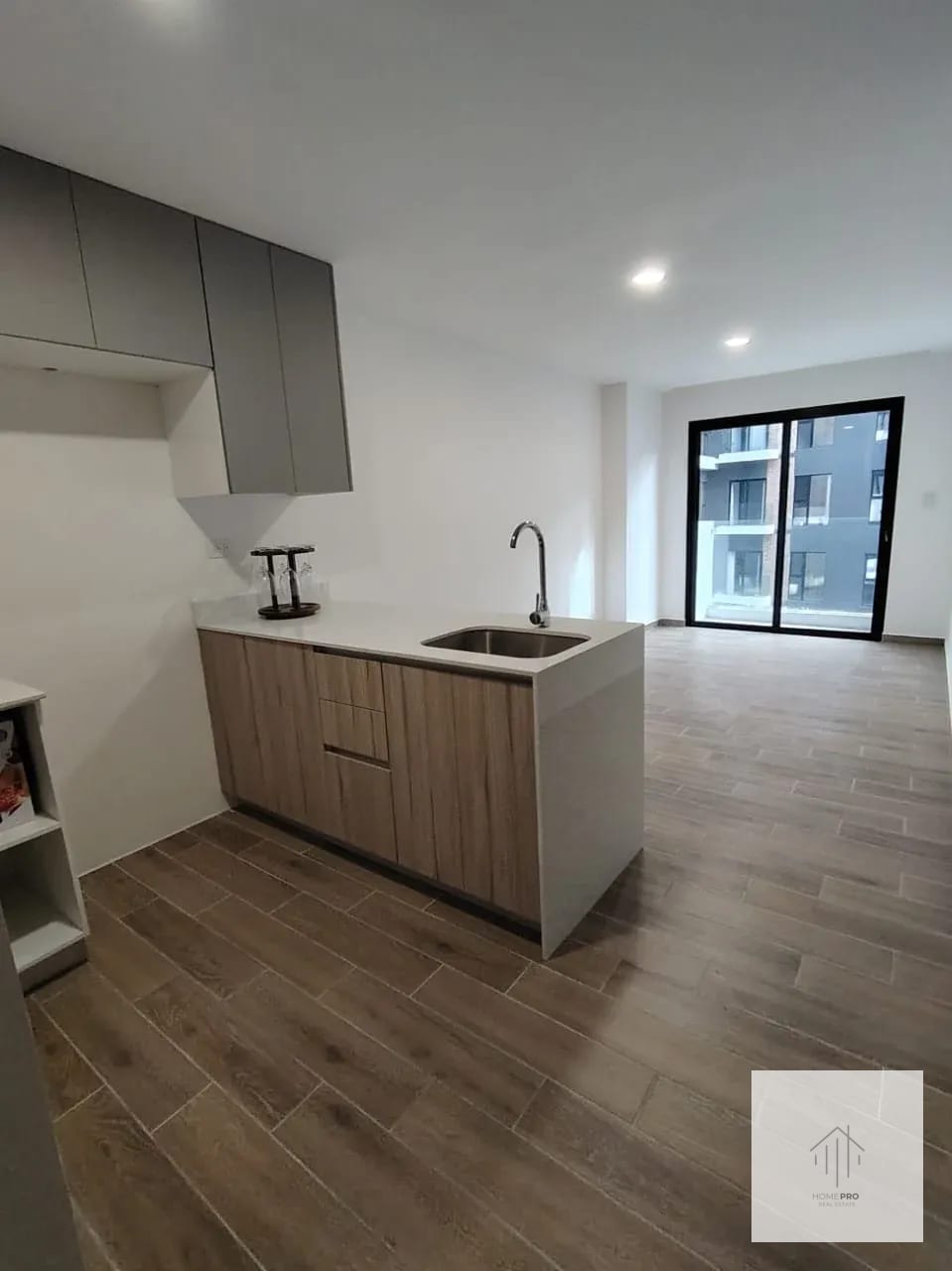 Apartamento en Renta en Zona 14 — Apartamento en Alquiler en Parque 14, Zona 14, Guatemala, Ciudad — foto 1 de 9