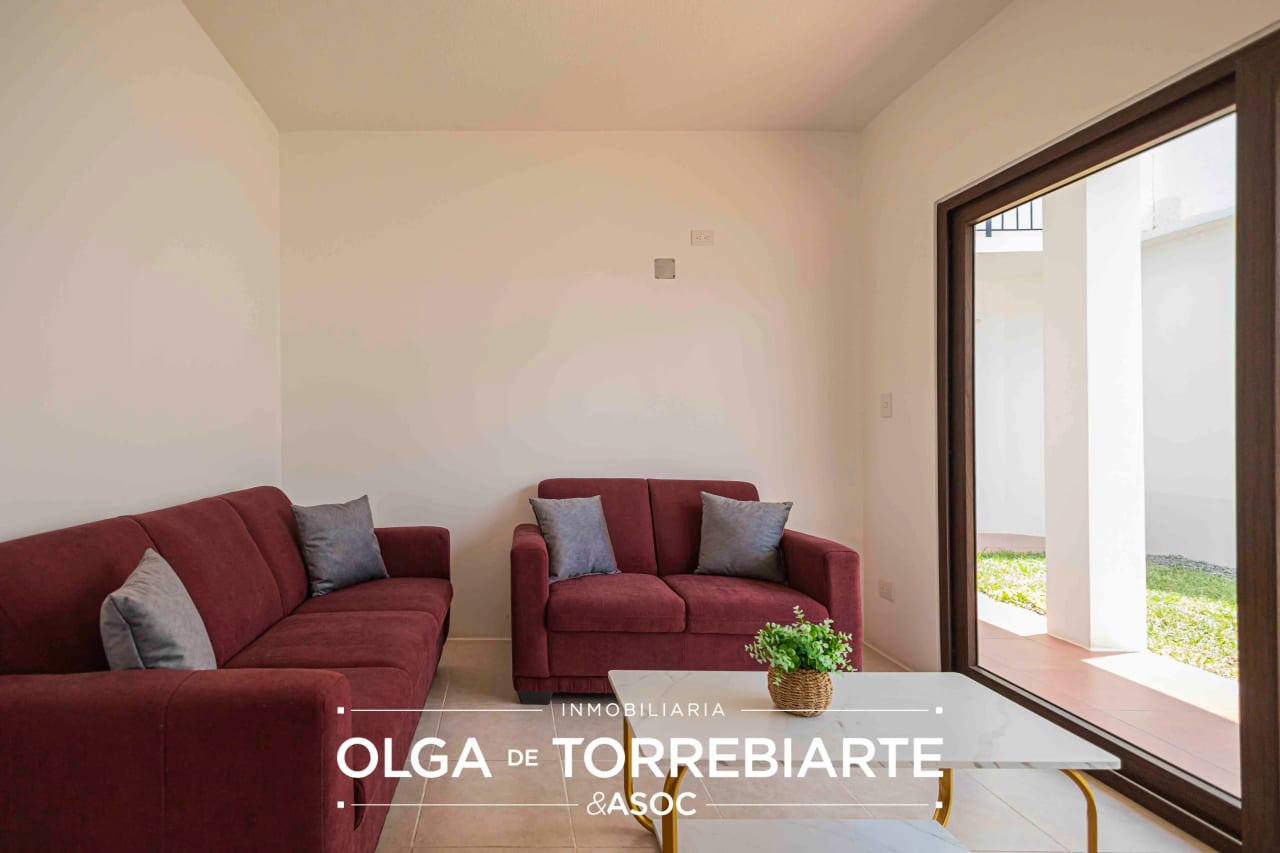 Casa en Condominio Paseo San Lorenzo — Casa en Alquiler en Ciudad Vieja, Sacatepéquez — foto 2 de 16