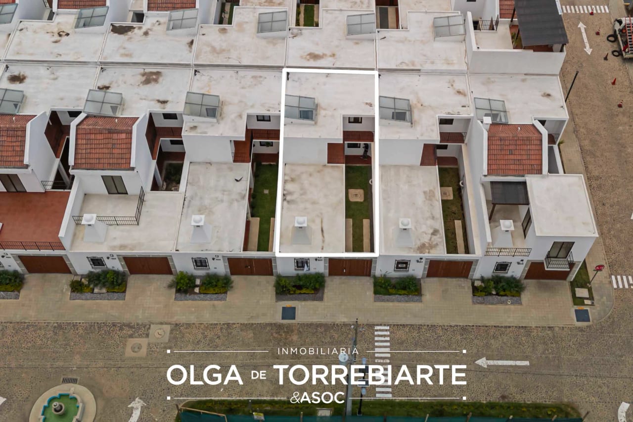 Casa en Condominio Paseo San Lorenzo — Casa en Alquiler en Ciudad Vieja, Sacatepéquez — foto 1 de 16