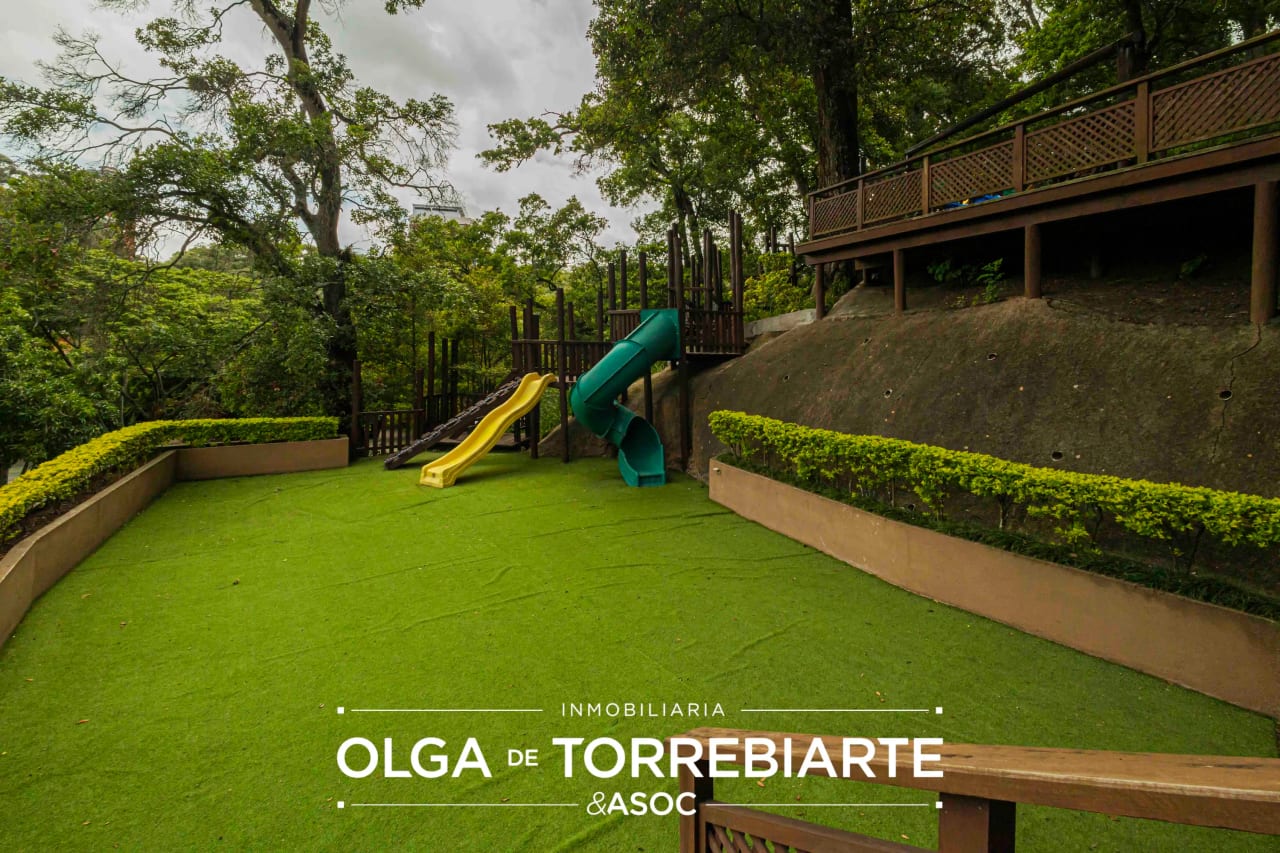 Casa en Condominio La Joya, Zona 10 — Casa en Alquiler en Zona 10, Guatemala, Ciudad — foto 2 de 10
