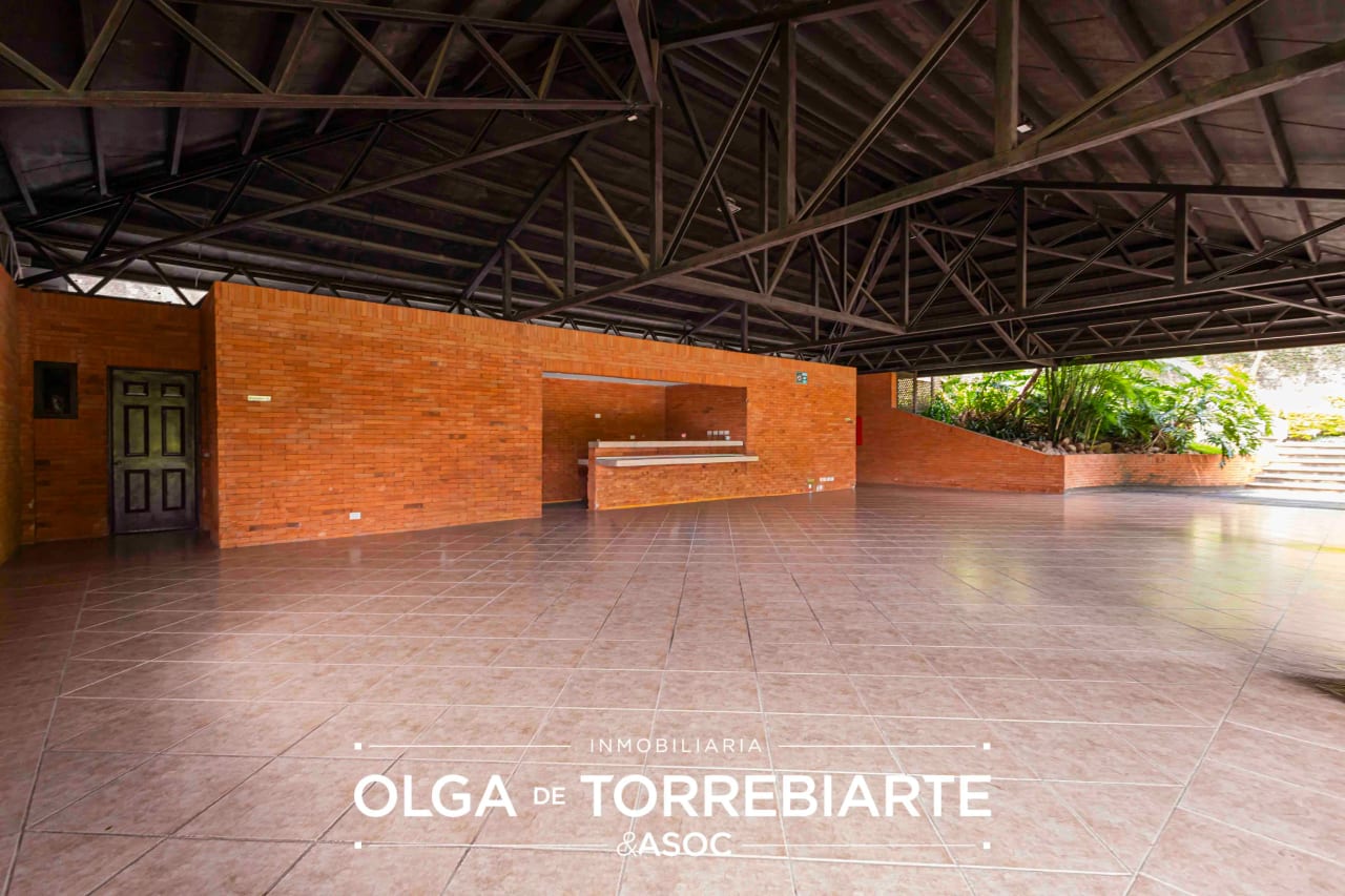 Casa en Condominio La Joya, Zona 10 — Casa en Alquiler en Zona 10, Guatemala, Ciudad — foto 3 de 10
