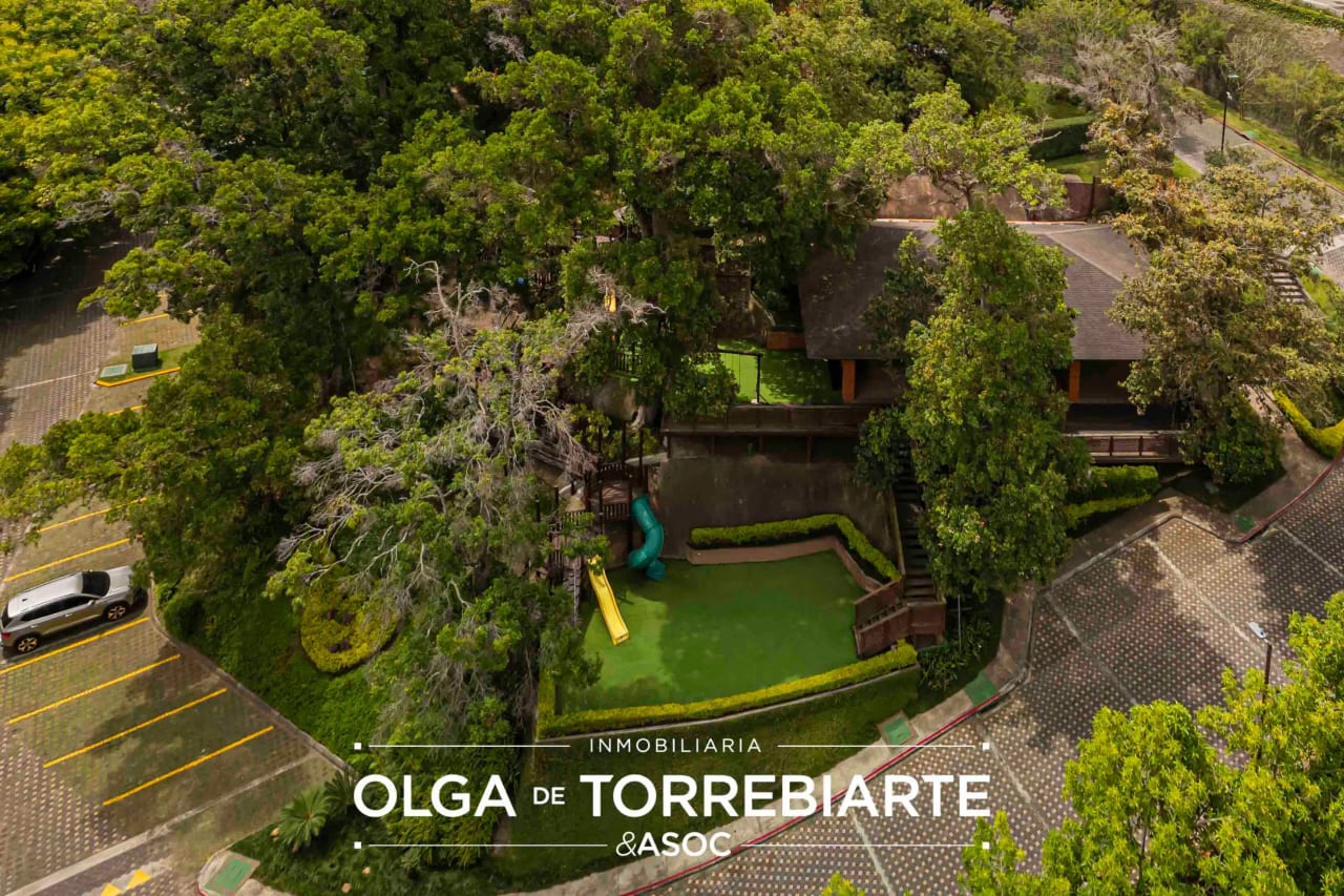 Casa en Condominio La Joya, Zona 10 — Casa en Alquiler en Zona 10, Guatemala, Ciudad — foto 10 de 10