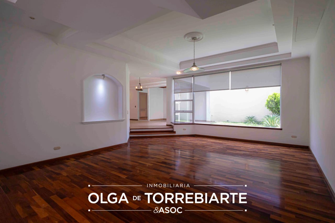 Casa en Condominio Portal del Cortijo, Zona 10 — Casa en Alquiler en Zona 10, Guatemala, Ciudad — foto 5 de 17