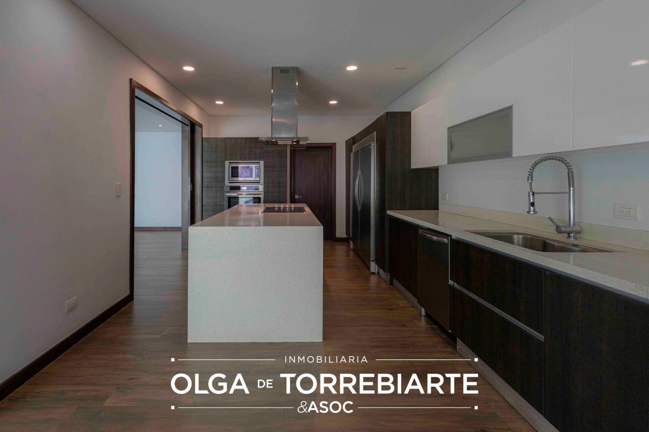 Casa en venta Acantos de Cayalá, Zona 16 — Casa en Venta en Acantos de Cayalá, Zona 16, Guatemala, Ciudad — foto 7 de 16
