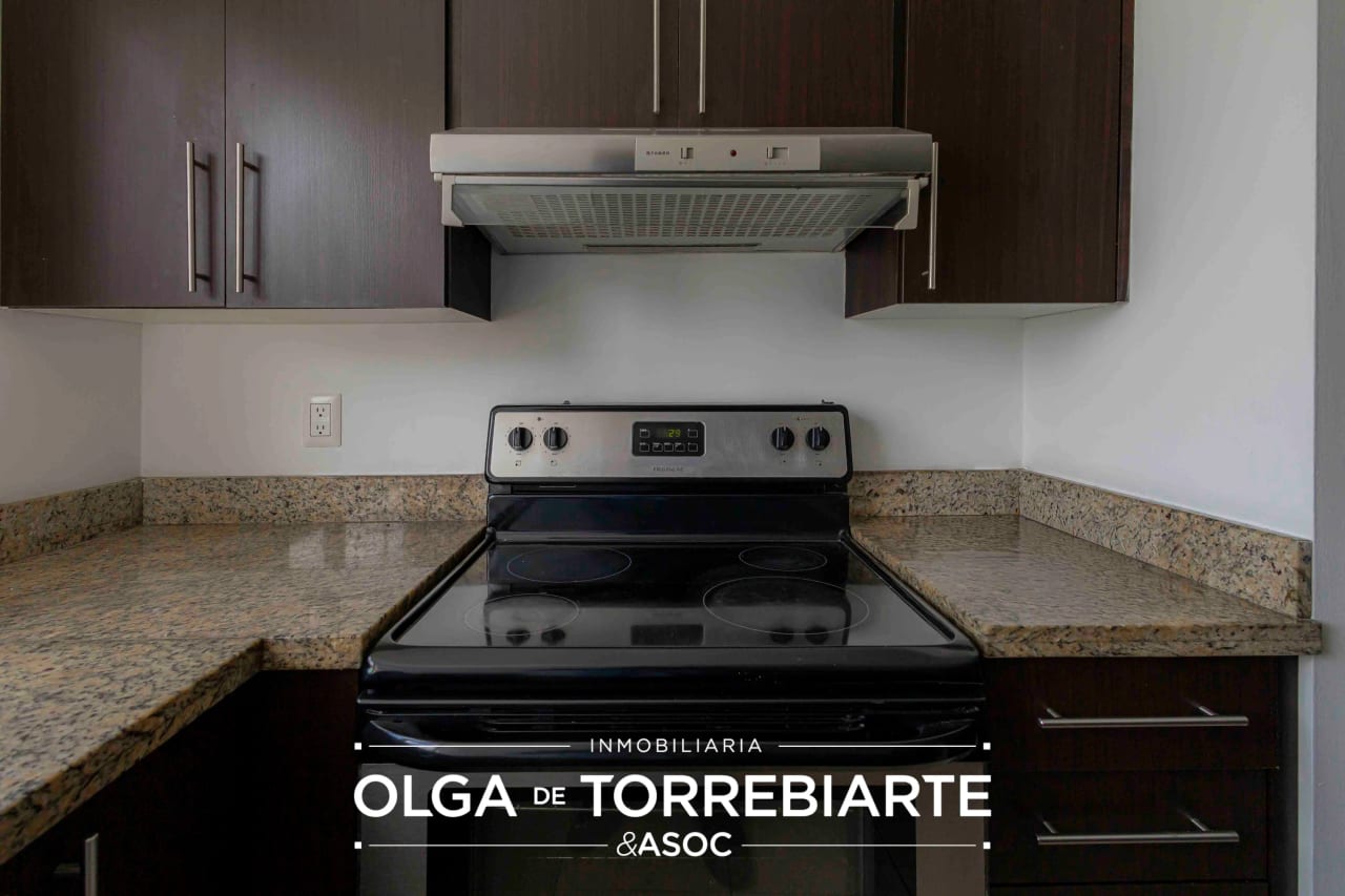 Apartamento en Catania, Zona 14 — Apartamento en Alquiler en Catania, Zona 14, Guatemala, Ciudad — foto 4 de 17