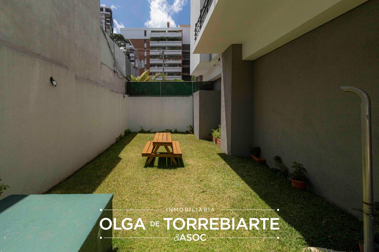 Apartamento en Catania, Zona 14 — Apartamento en Alquiler en Catania, Zona 14, Guatemala, Ciudad — foto 11 de 17