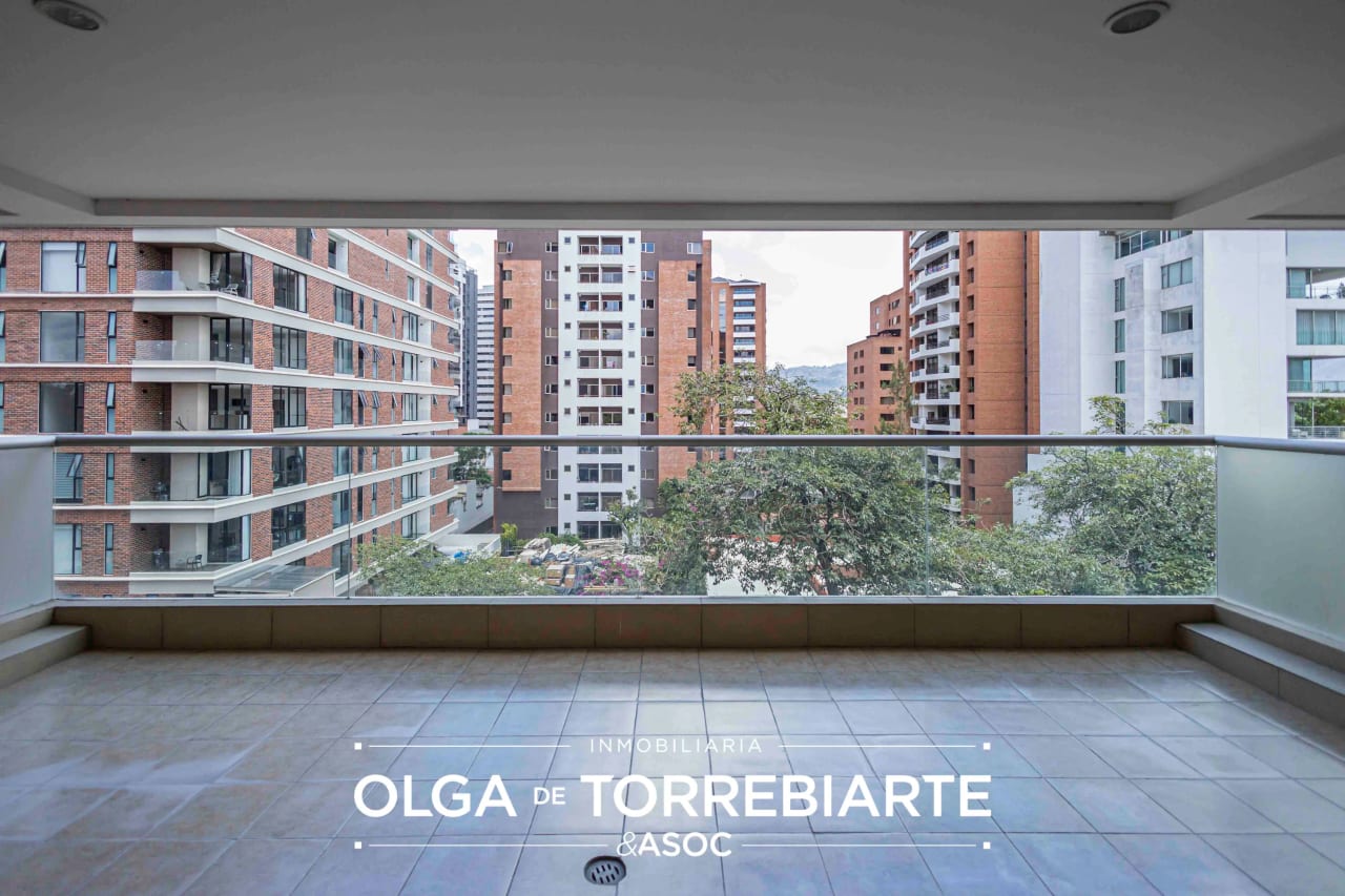 Apartamento en Gaudi, zona 14 — Apartamento en Venta en Gaudí, Zona 14, Guatemala, Ciudad — foto 8 de 17