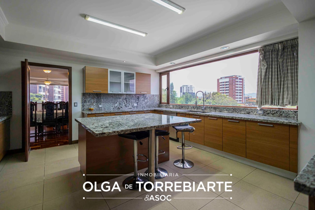 Apartamento en Gaudi, zona 14 — Apartamento en Venta en Gaudí, Zona 14, Guatemala, Ciudad — foto 11 de 17
