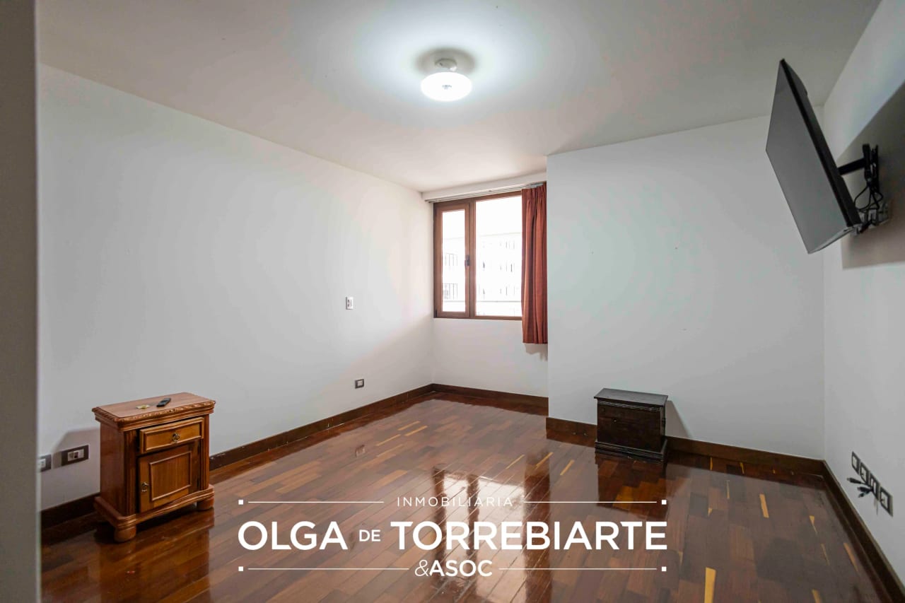 Apartamento en Gaudi, zona 14 — Apartamento en Venta en Gaudí, Zona 14, Guatemala, Ciudad — foto 15 de 17
