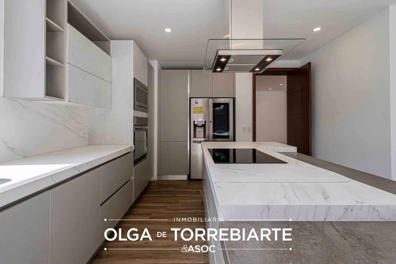 Apartamento con terraza en Azure, zona 14 — Apartamento en Alquiler en Zona 14, Guatemala, Ciudad — foto 8 de 12
