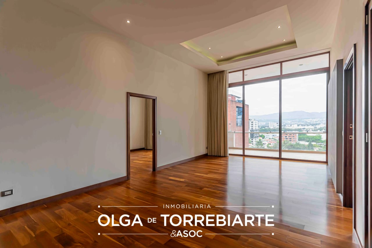 Penthouse con jardín en Edificio Matisse II, Zona 14 — Apartamento en Alquiler en Matisse, Zona 14, Guatemala, Ciudad — foto 11 de 17