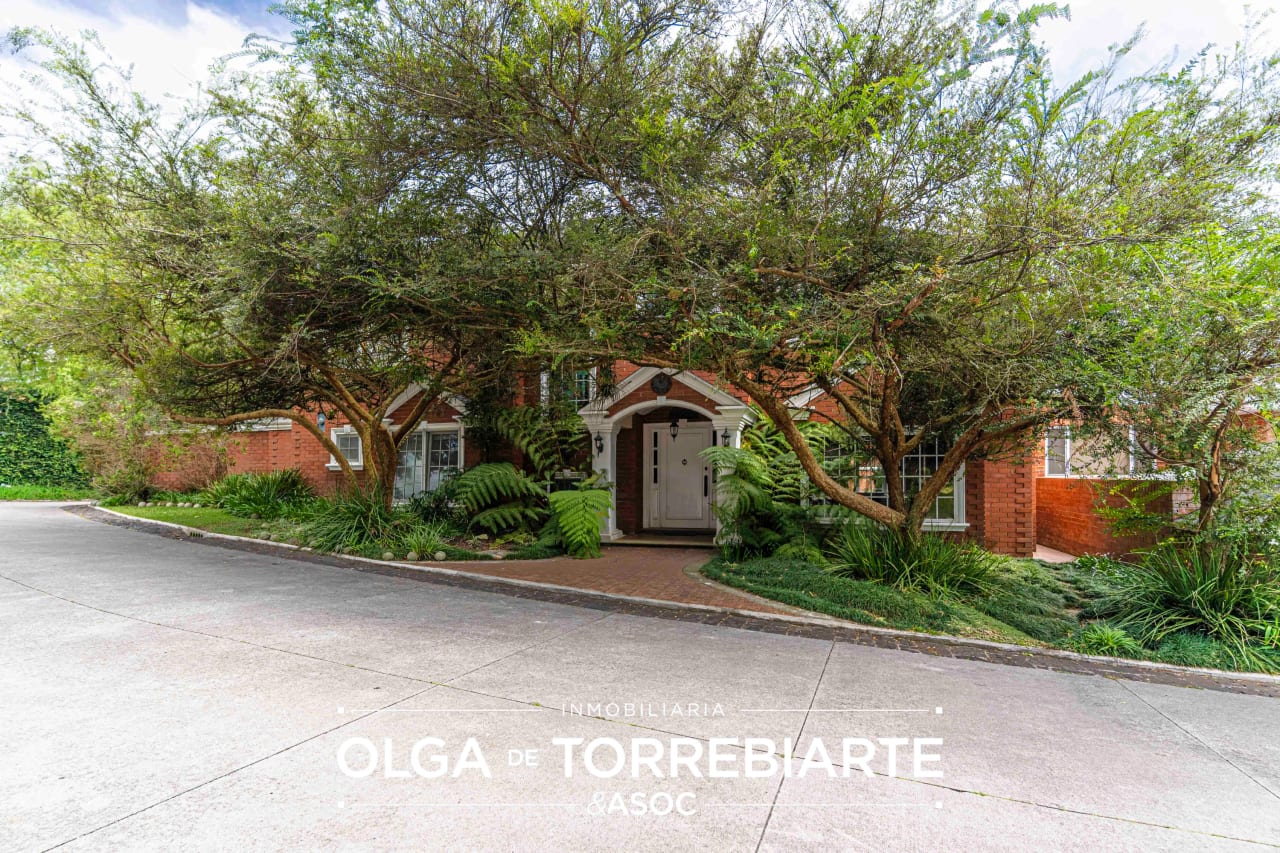 Casa en venta Condominio Monticello — Casa en Venta en Carretera a El Salvador, Guatemala, Ciudad — foto 1 de 17