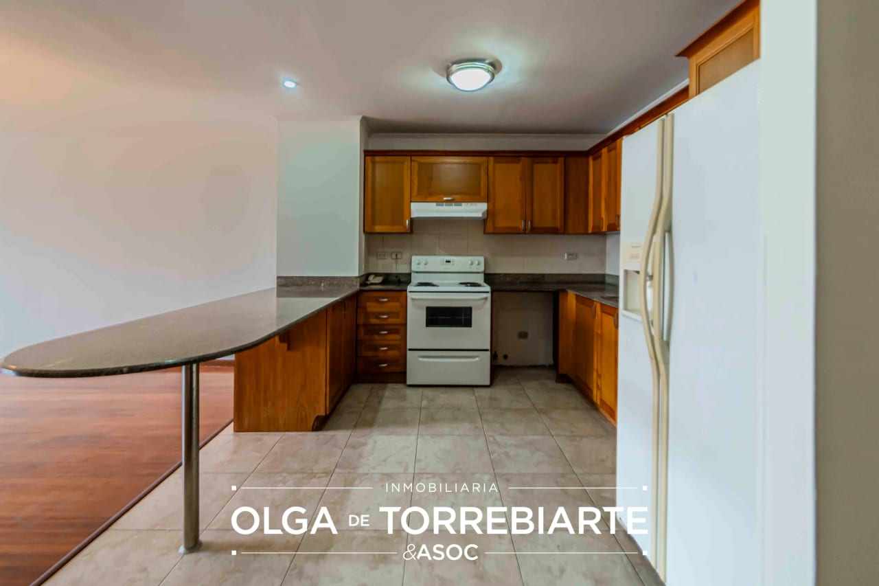 Apartamento en Torre del Valle, Zona 10 — Apartamento en Alquiler en Torre Del Valle, Zona 10, Guatemala, Ciudad — foto 5 de 9
