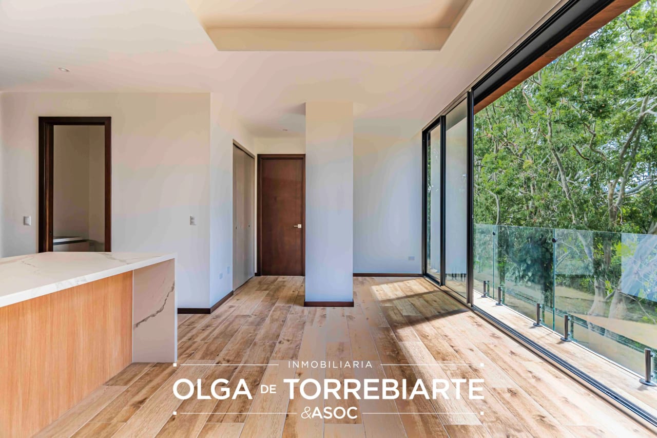 Apartamento en Dosento, Zona 10 - Image 3