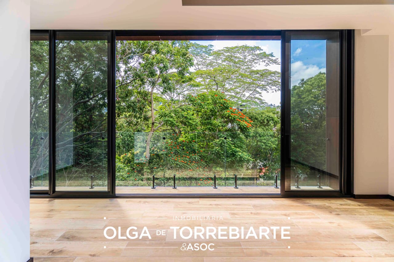 Apartamento en Dosento, Zona 10 - Image 5