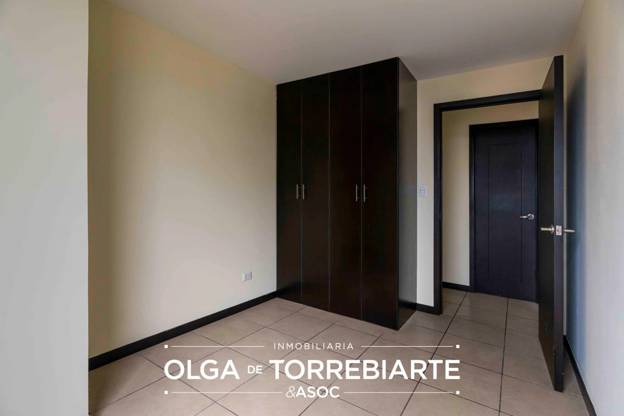 Apartamento en Torre Barcelona — Apartamento en Alquiler en Torre Barcelona, Zona 9, Guatemala, Ciudad — foto 8 de 9