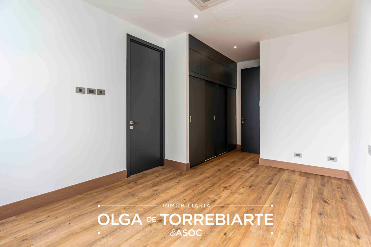 Apartamento en Torre Carrá, Zona 14 — Apartamento en Venta en Torre Carrá, Zona 14, Guatemala, Ciudad — foto 11 de 17
