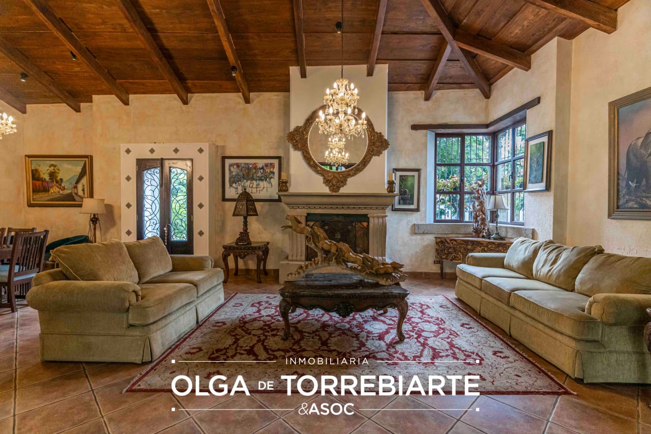 Casa amueblada en Condominio Hacienda San Jerónimo — Casa en Venta en Antigua, Sacatepéquez — foto 6 de 17