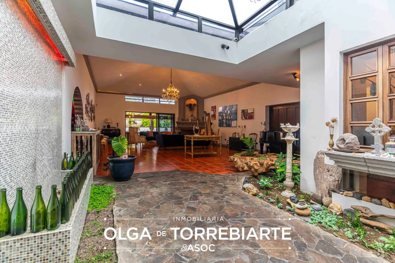 Casa Colonial en Carretera a Muxbal — Casa en Venta en Muxbal, Guatemala, Ciudad — foto 11 de 16