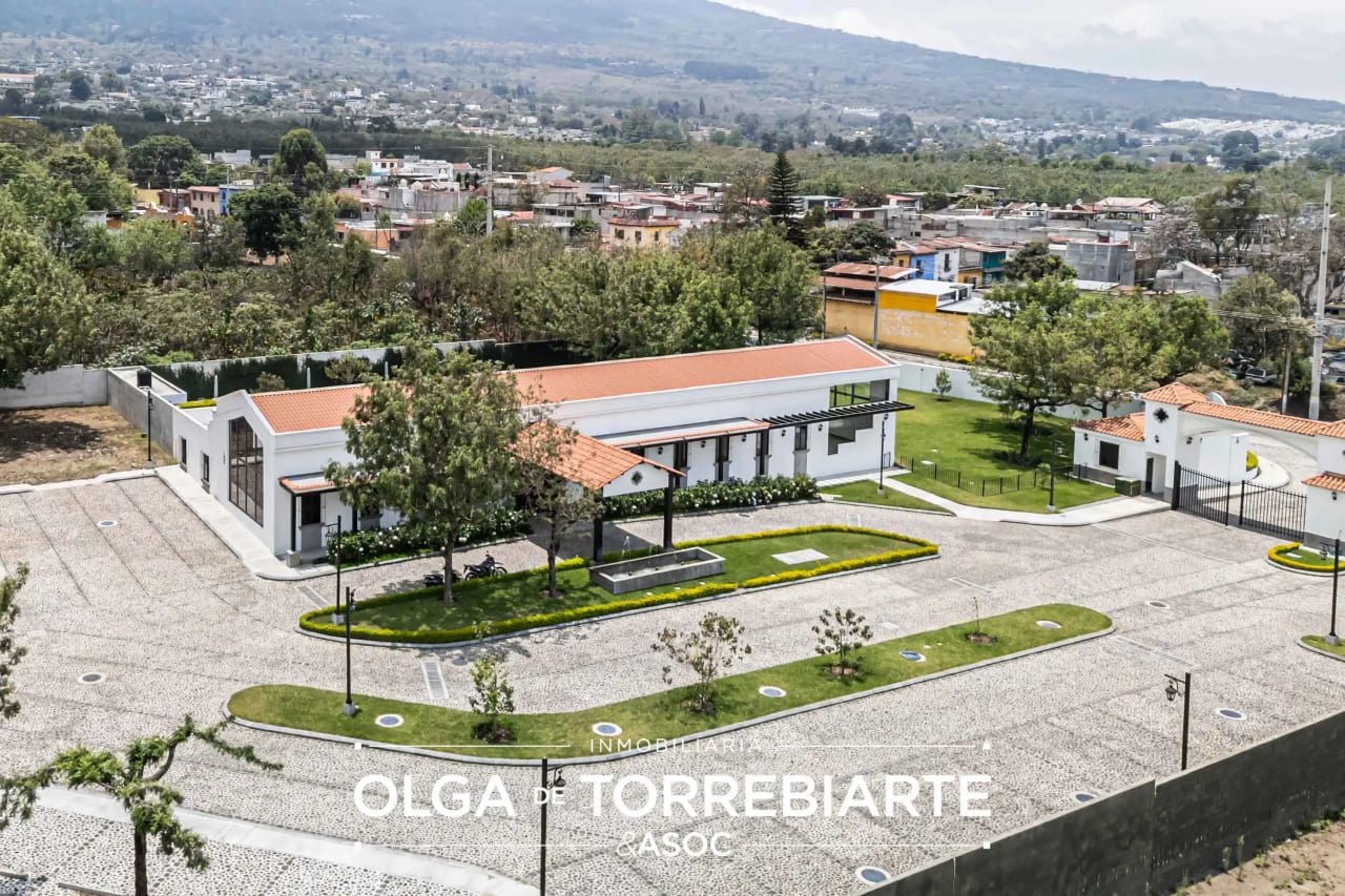 Terreno en Condominio Los Apóstoles — Terreno en Venta en Dentro del Casco, Antigua, Sacatepéquez — foto 2 de 4