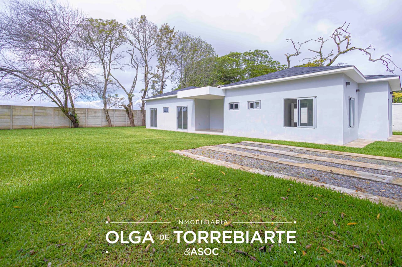 Casa de 1 nivel en Residencial Hacienda Real — Casa en Venta en Carretera a El Salvador, Guatemala, Ciudad — foto 2 de 13