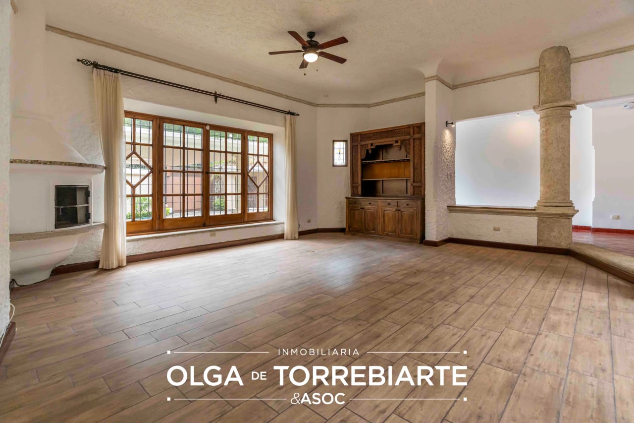 Casa en residenciales Las Cumbres, Zona 16 — Casa en Alquiler en Zona 13, Guatemala, Ciudad — foto 2 de 17