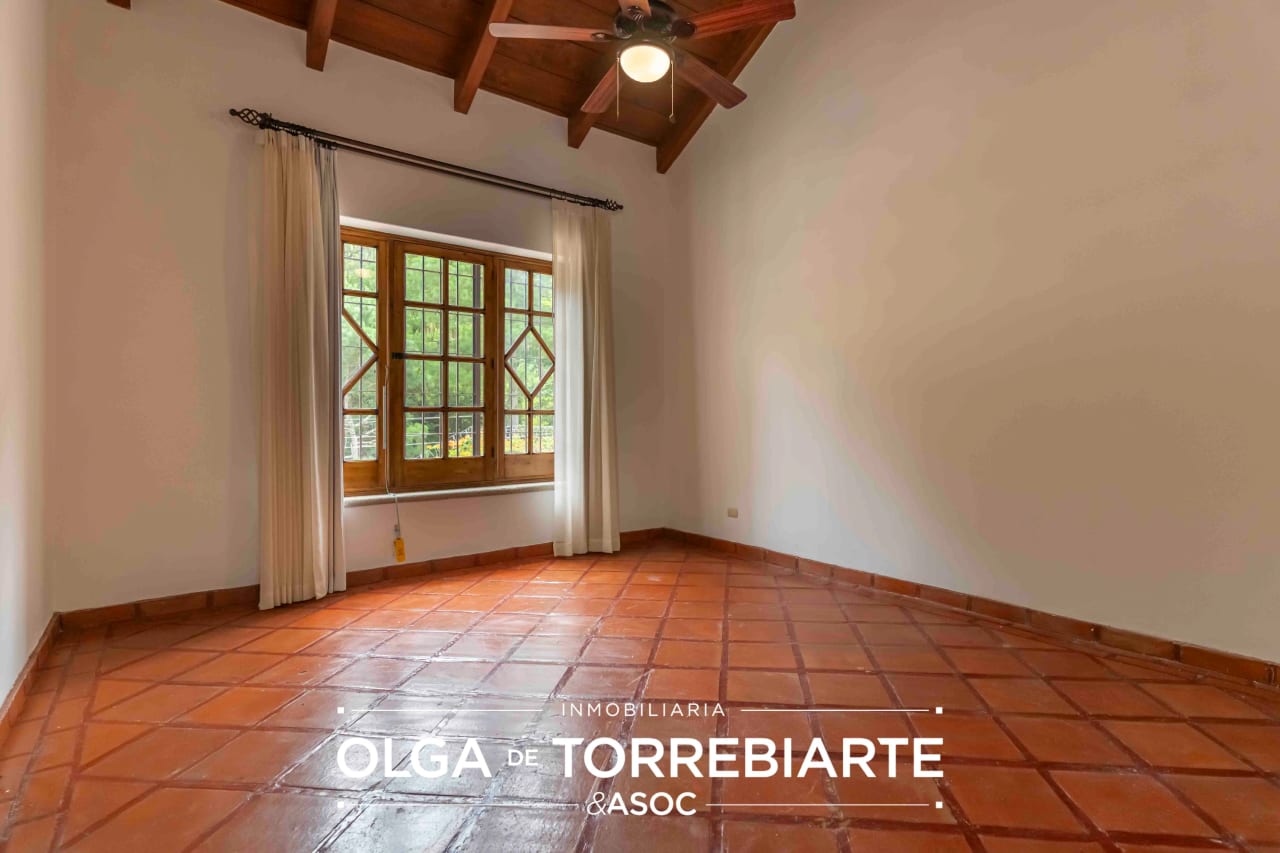 Casa en residenciales Las Cumbres, Zona 16 — Casa en Alquiler en Zona 13, Guatemala, Ciudad — foto 11 de 17