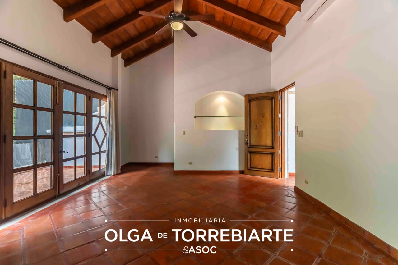 Casa en residenciales Las Cumbres, Zona 16 — Casa en Alquiler en Zona 13, Guatemala, Ciudad — foto 12 de 16