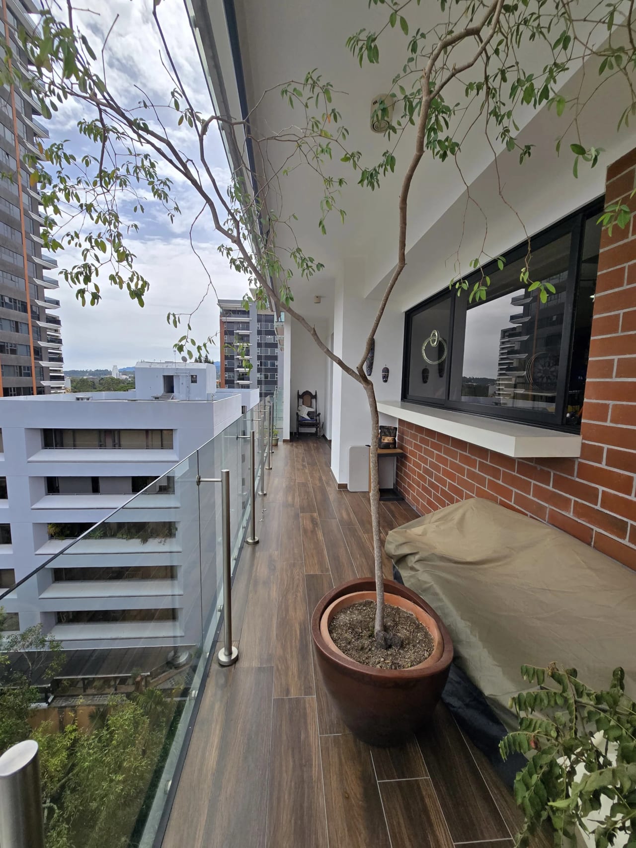 Se Vende Apto. Edificio Casa Clara, Zona 10. — Apartamento en Venta en Casa Clara, Zona 10, Guatemala, Ciudad — foto 14 de 17